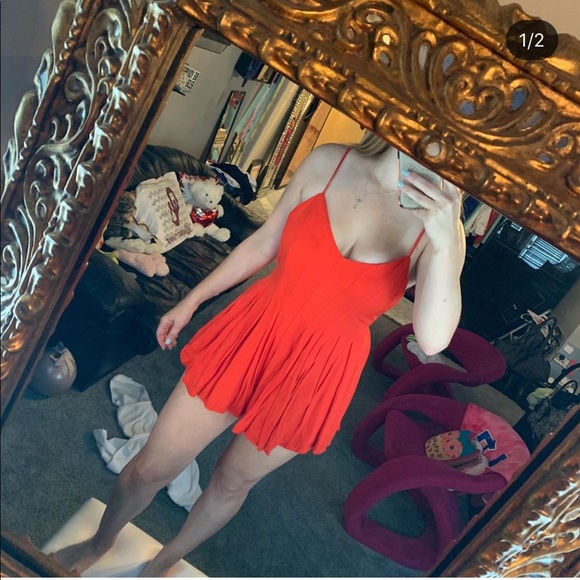 Red romper - Picture 2 of 2